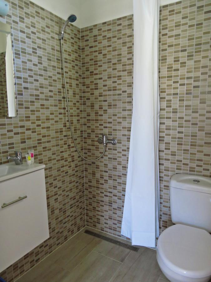 Loukas Beach Rooms Kiotari Luaran gambar